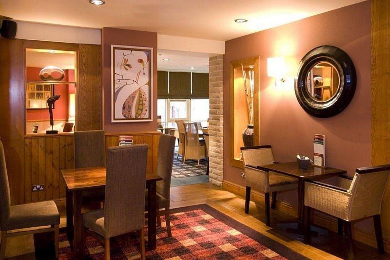 Premier Inn Manchester Central Extérieur photo