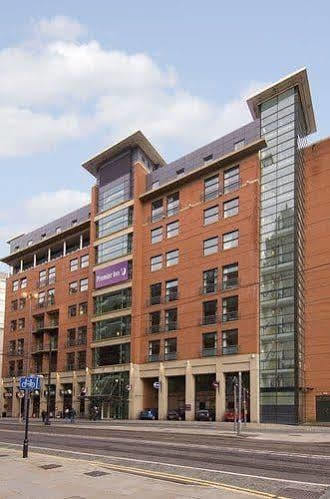 Premier Inn Manchester Central Extérieur photo